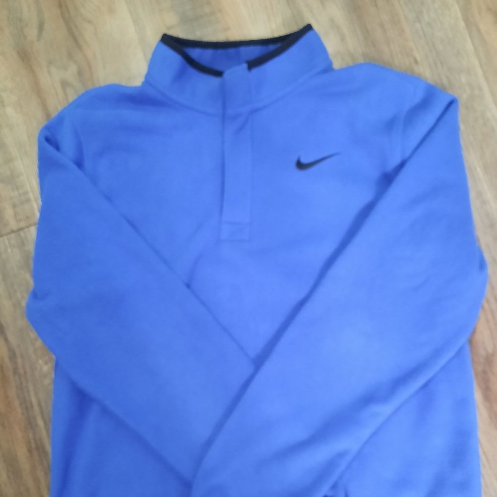 Nike pullover
